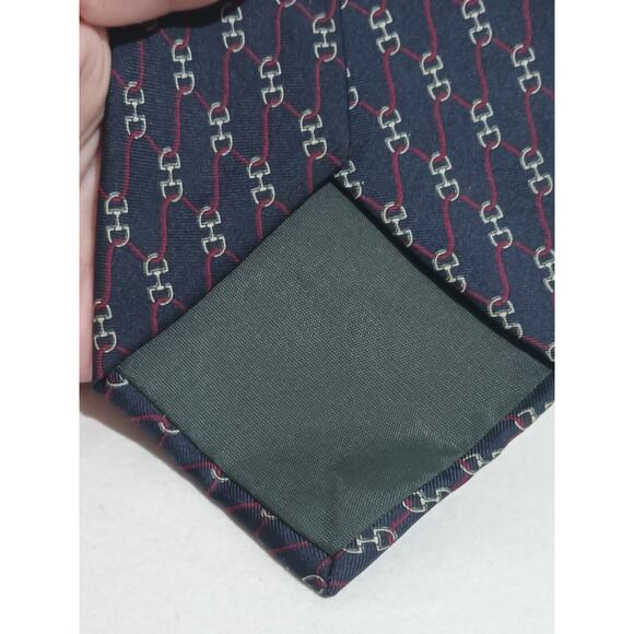Savile Row 100% Imported Silk Navy Blue Print Tie - Picture 6 of 6